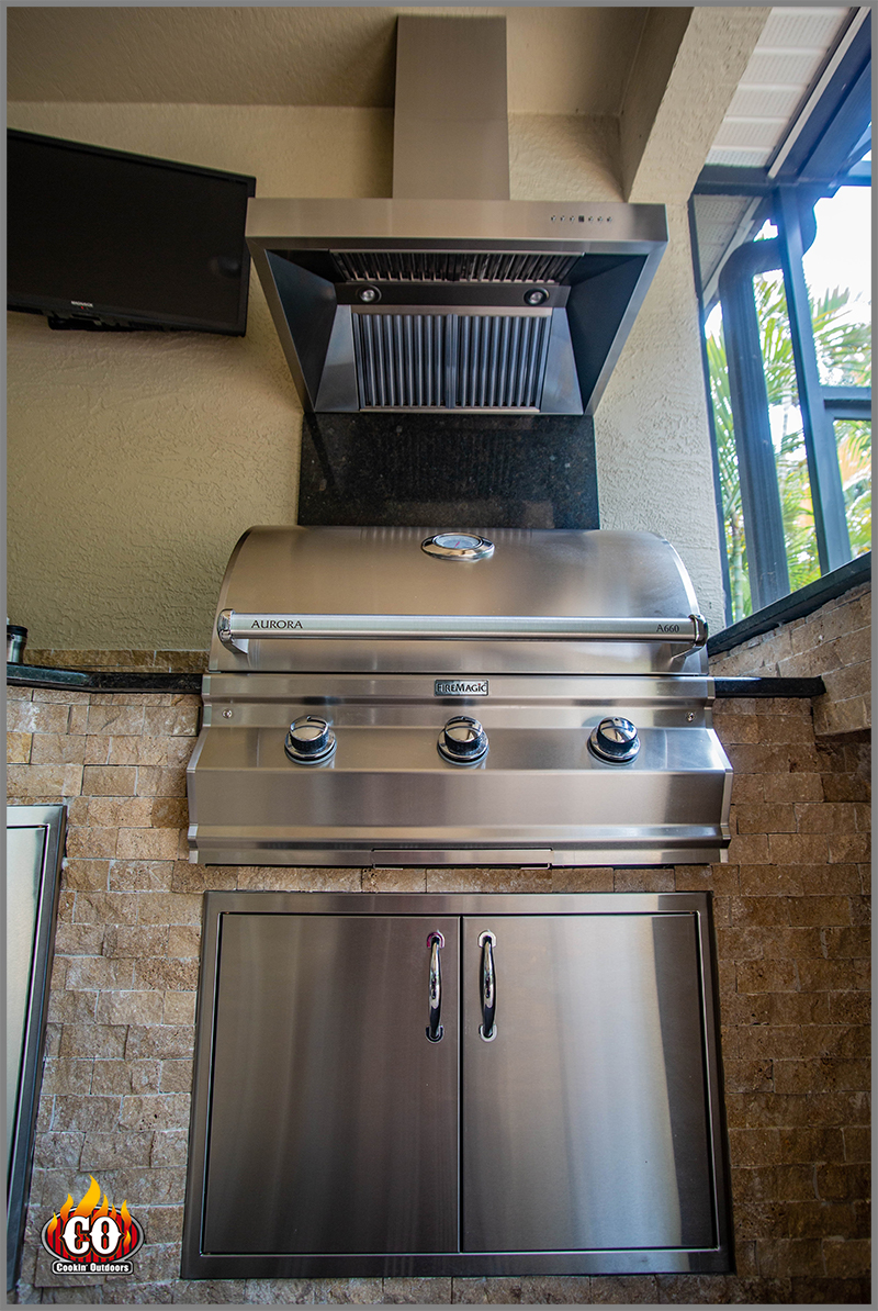 Fire Magic Aurora 660i with Vent Hood