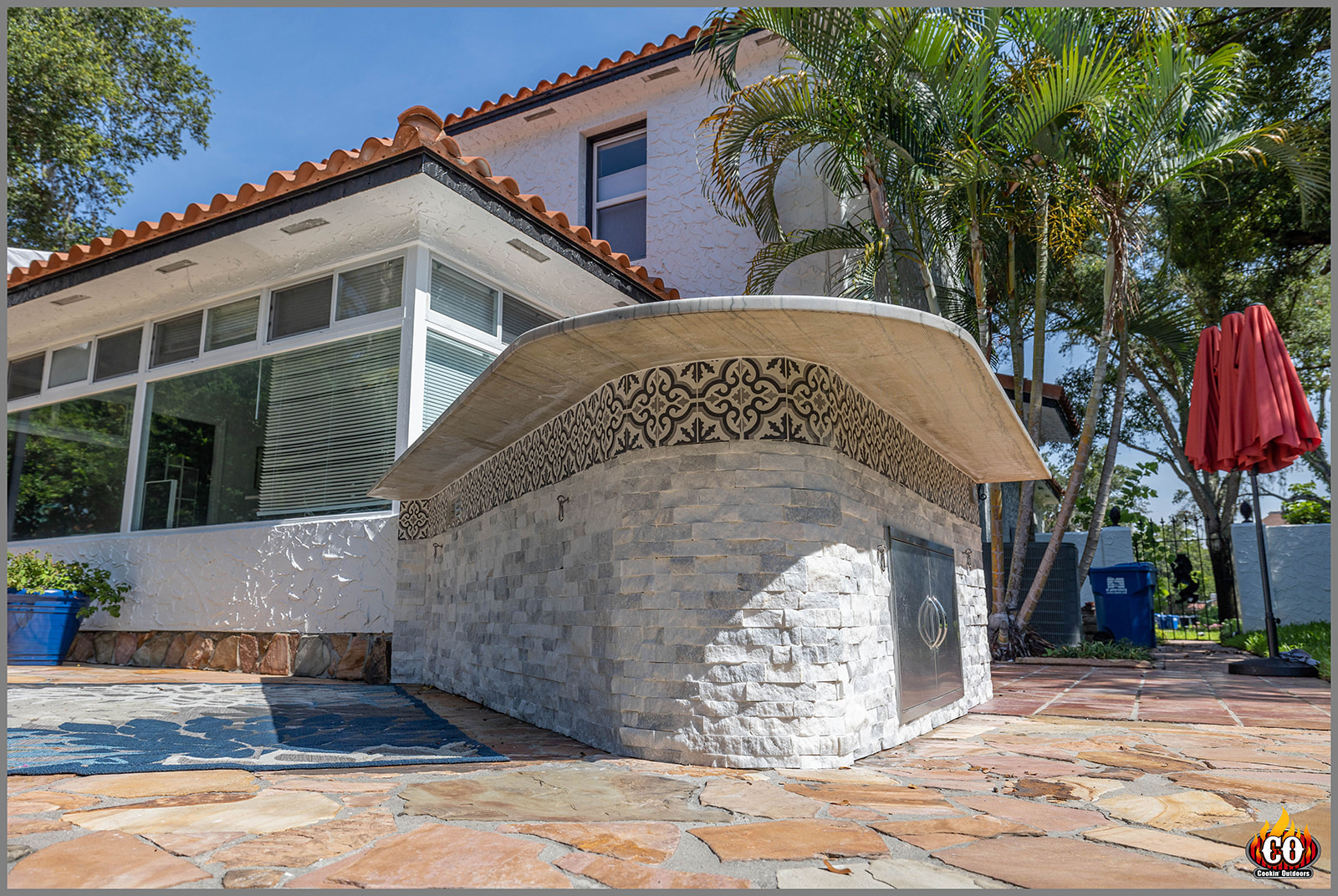 Tear_Drop_Concrete_Outdoor_Kitchen